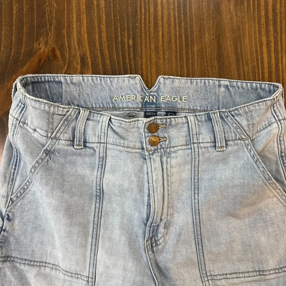 AMERICAN EAGLE Baggy‎ Bermuda Womens 10 Light Wash Denim Cargo Shorts